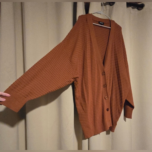 New Express lightweight Cardigan - Picture 8 of 9